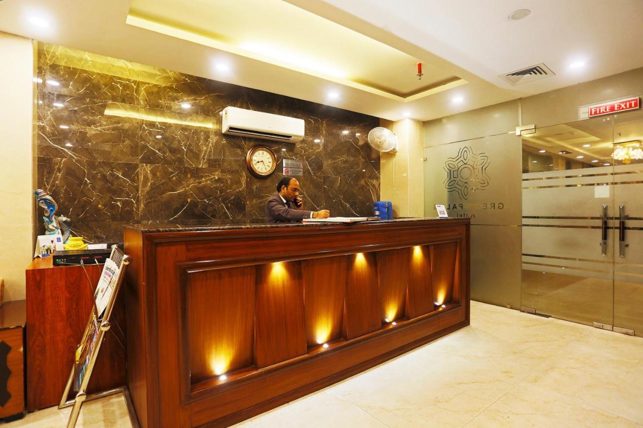 Capital O Green Palms Near Jhilmil Metro Station Hotel New Delhi Exterior foto