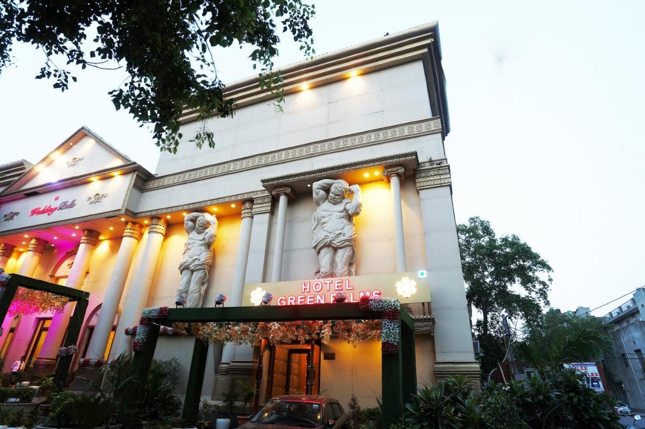 Capital O Green Palms Near Jhilmil Metro Station Hotel New Delhi Exterior foto