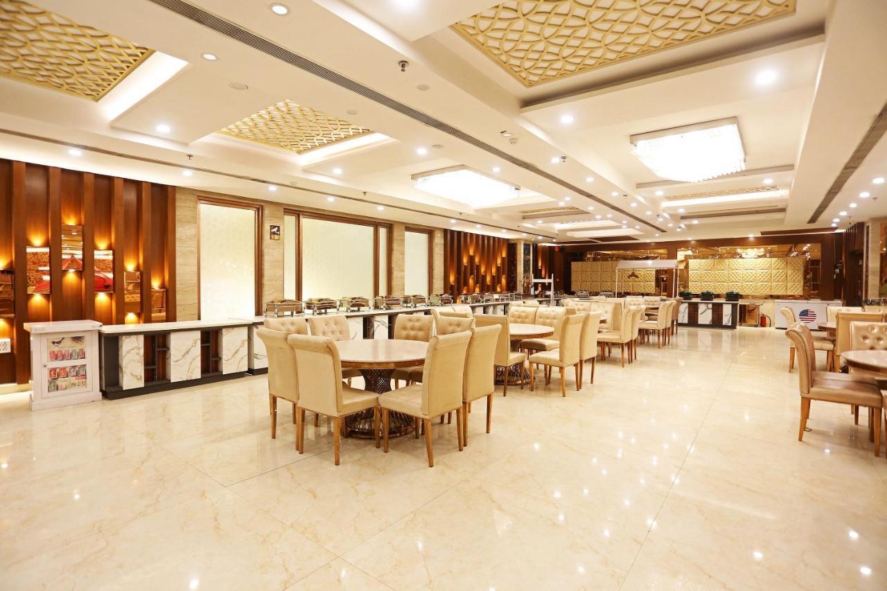 Capital O Green Palms Near Jhilmil Metro Station Hotel New Delhi Exterior foto